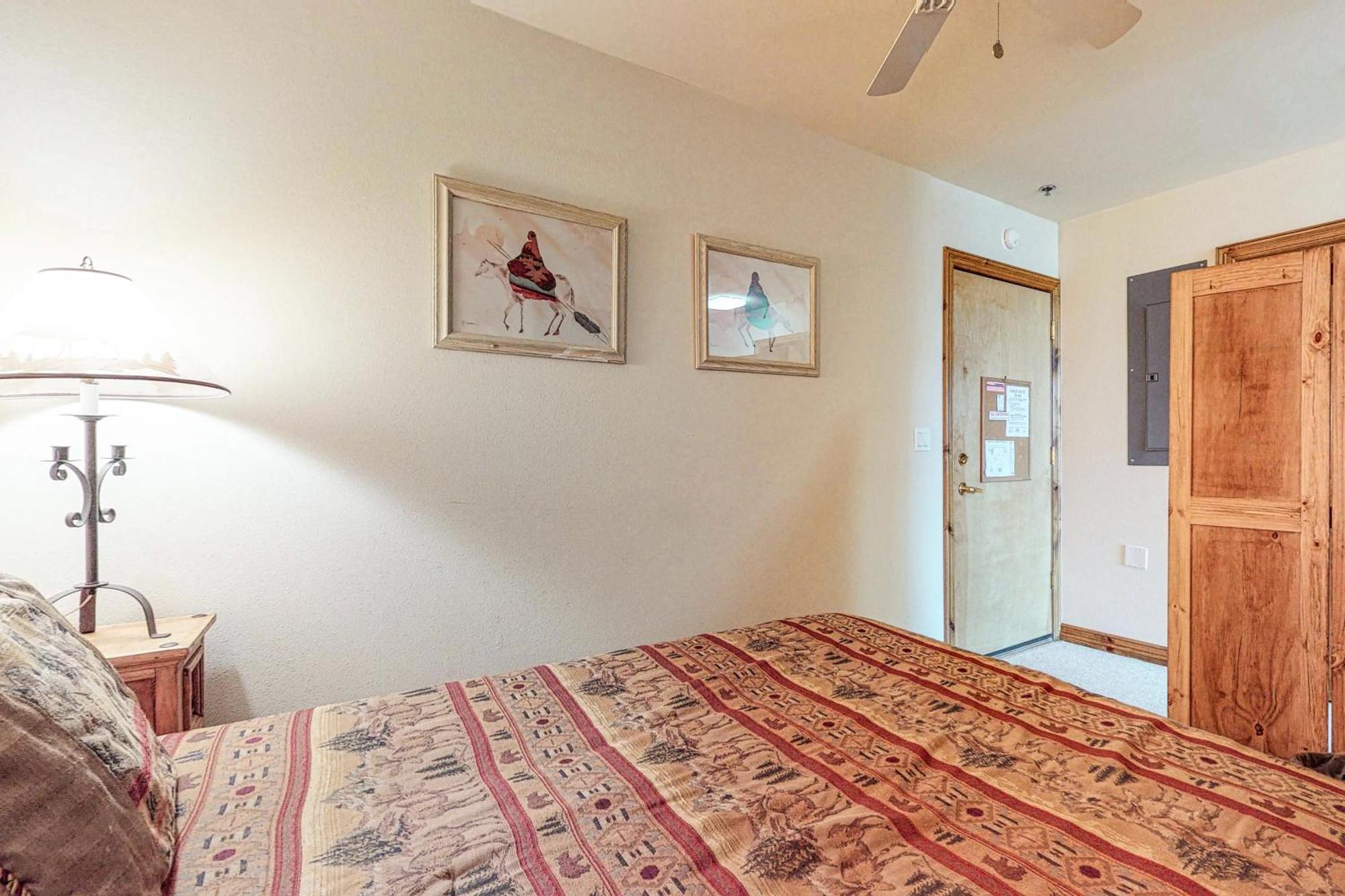 فندق Dillon Commons المظهر الخارجي الصورة